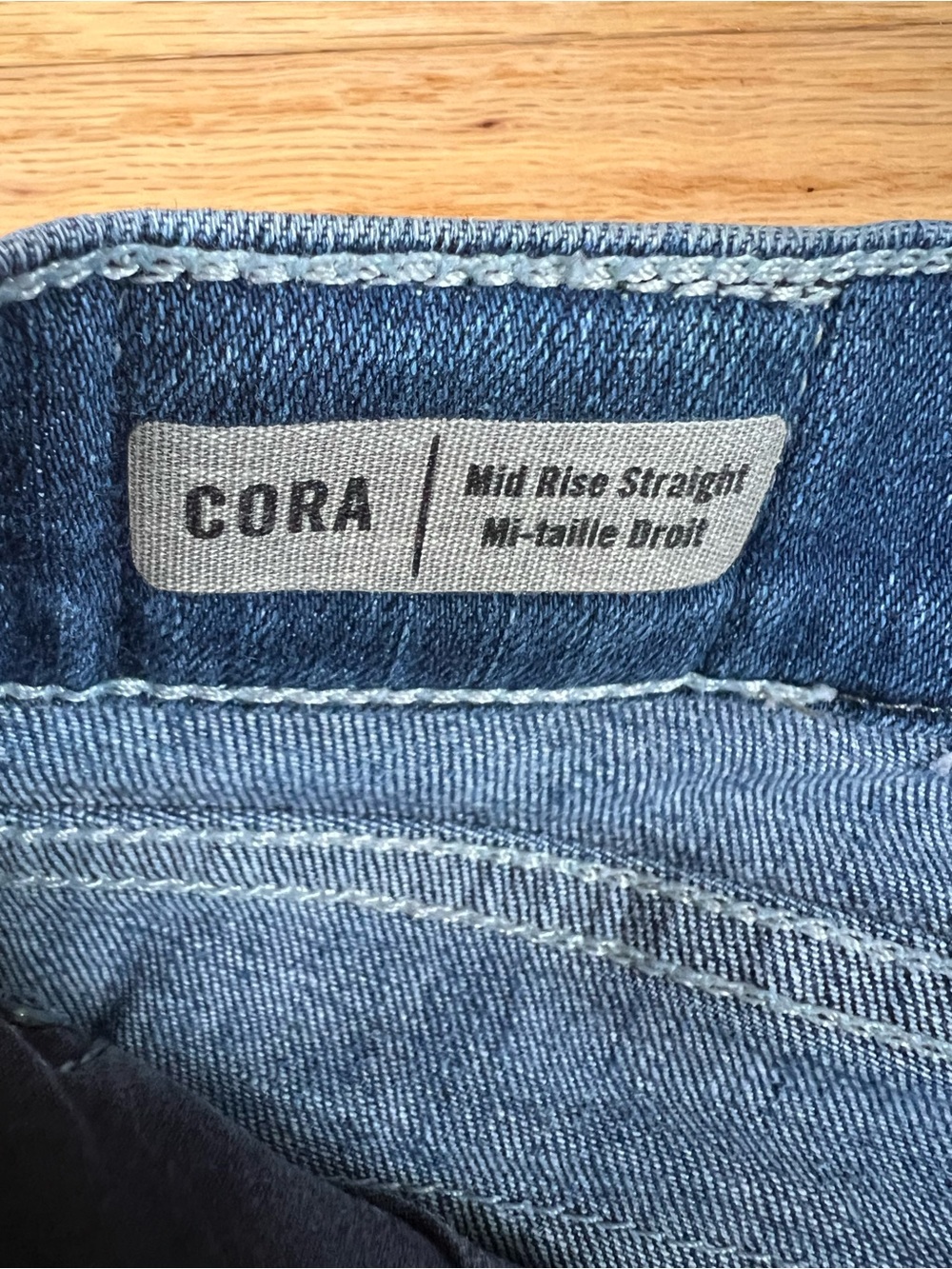 True Religion Cora Mid Rise Straight Swarovski Crystal Flap Pocket Jeans Size 30 - Picture 7 of 16